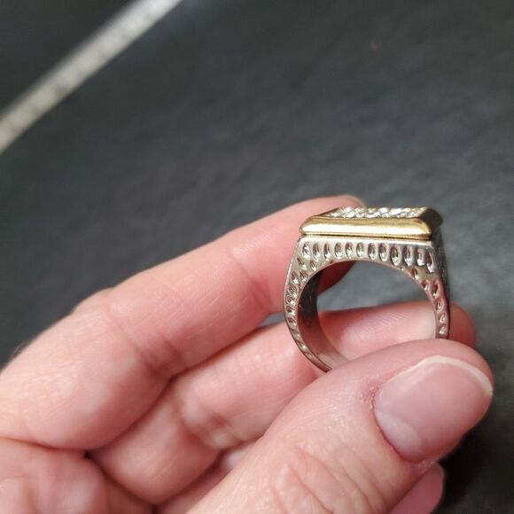 **Final Sale** Two tone square rhinestone ring size 7 - Picture 8 of 8